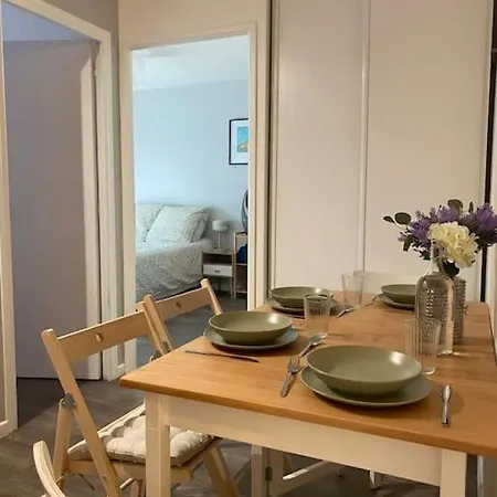Apartman Avec Balcon Proche De Paris